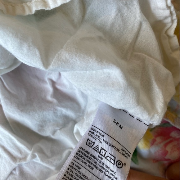 Bundle of 2 tropical print dresses. Size 3-6 Months - Picture 10 of 12